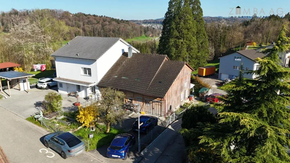 Maison avec jardin et possibilités de parking dans le beau Halden