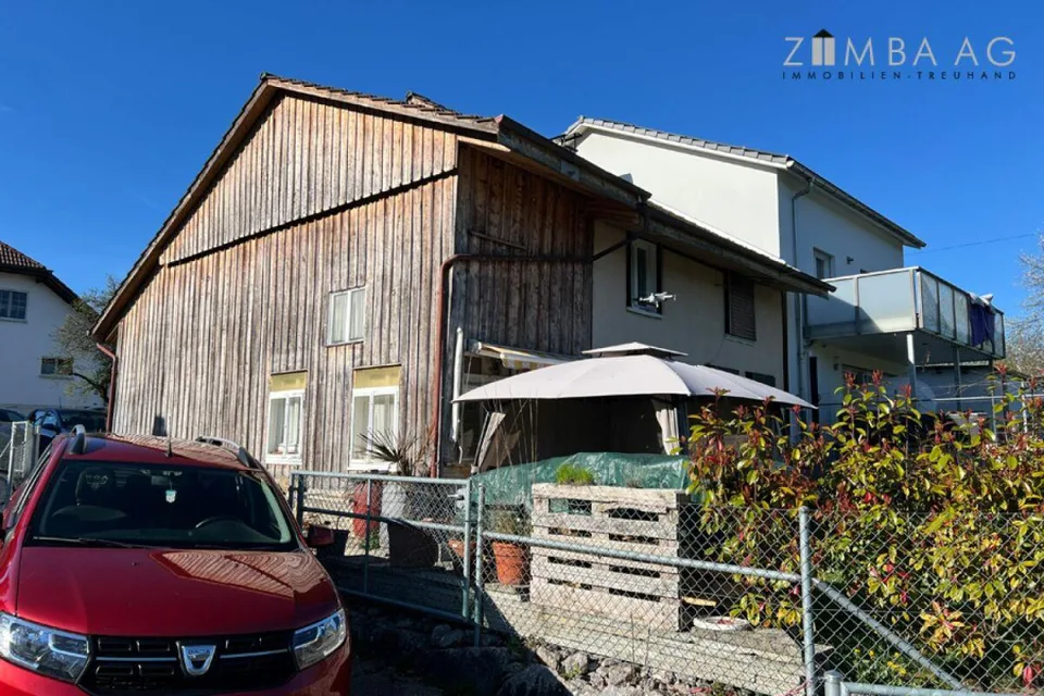 Maison avec jardin et possibilités de parking dans le beau Halden