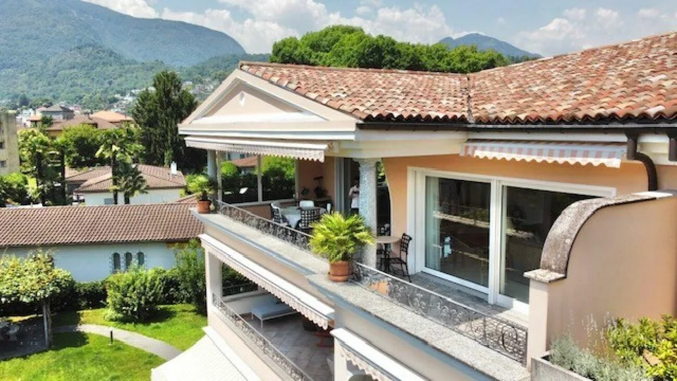 Vente à Ascona, prestigieux attico de 4.5 pièces utilisable également comme résidence secondaire