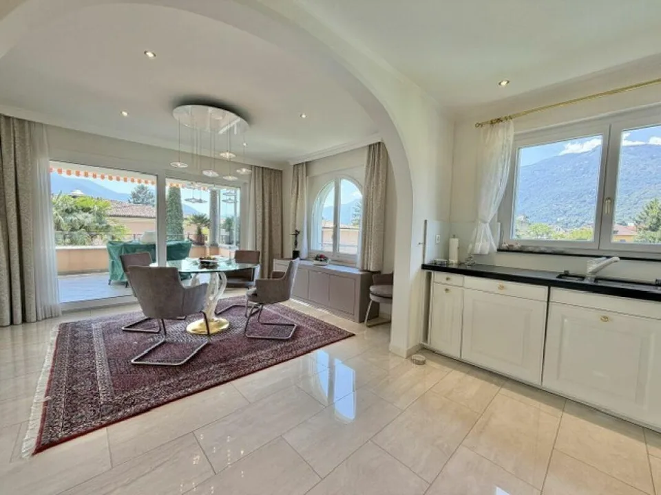 ZU VERKAUFEN IN ASCONA, hochwertige 4.5 Attikawohnung auch als ZWEI... – Foto 8 von 29