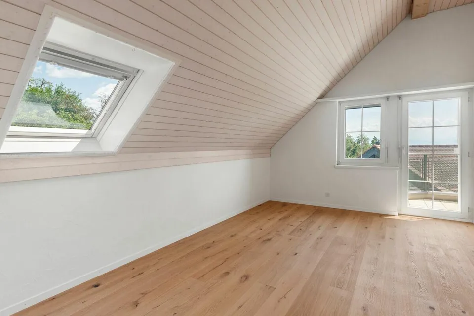 Renovierte Maisonette mit Balkon, Aussicht, viel Charme und Klimaan...