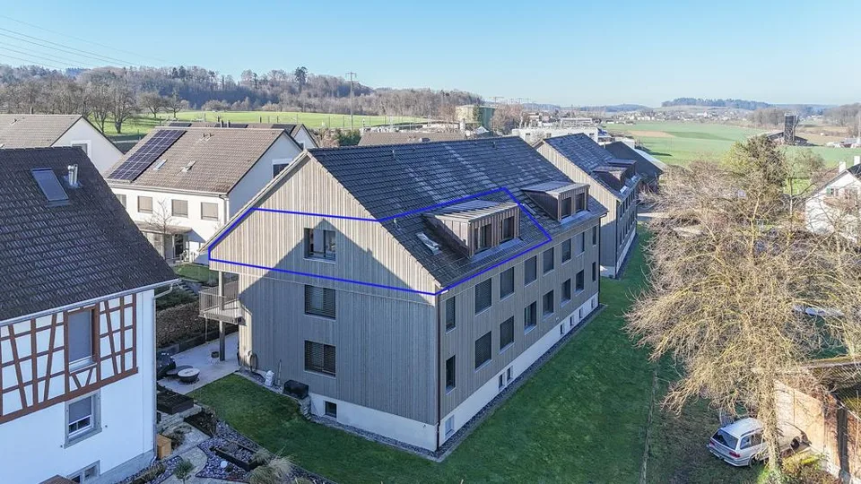 Lichtdurchflutetes Zuhause: Moderne Wohnung mit herrlicher Loggia