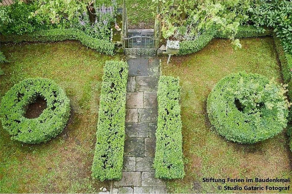 Dimora storica del 1886 con giardino e vista sulle montagne