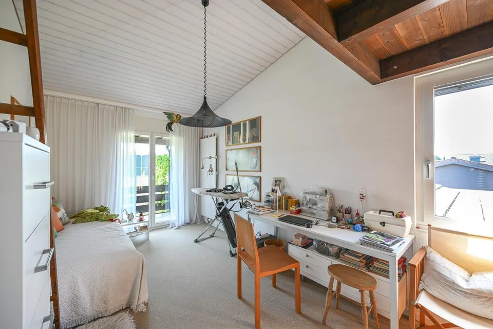 Casa unifamiliare affascinante con idillio di vita e oasi di giardino