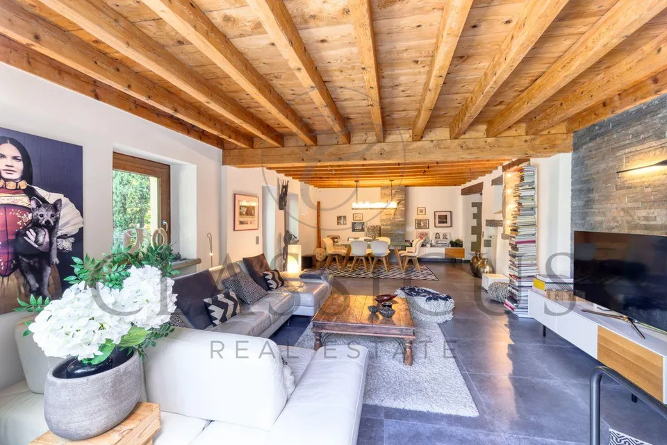 Maison de caractère XVIIIe - 330 m², jardin arboré & terrasse jacuz...