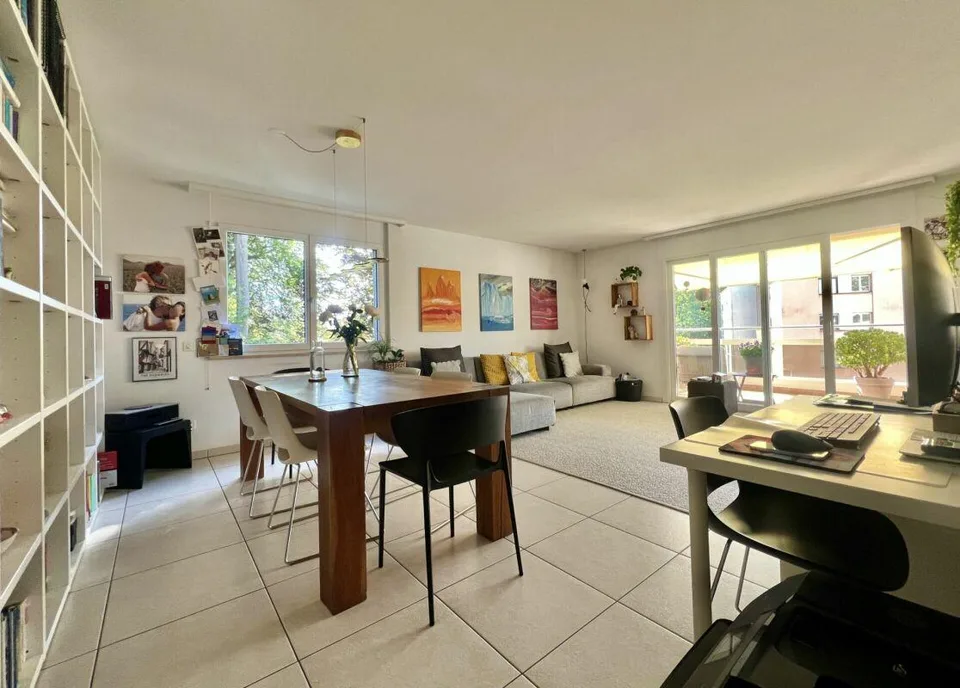 Spazioso appartamento di 4,5 locali con balcone in una splendida posizione tranquilla a Minusio