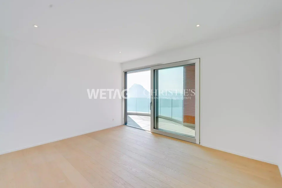 Lugano-Aldesago: Moderne Reihenvilla mit privatem Garten & Seeblick zu verkaufen, auch als Zweitwohnsitz nutzbar – Foto 9 von 13