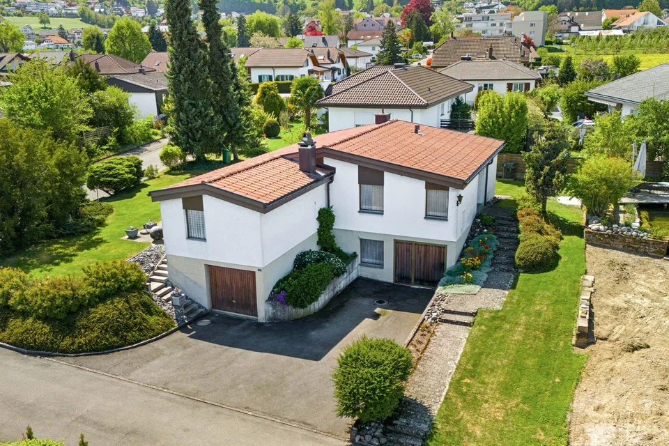 RESERVIERT: Charmantes Einfamilienhaus mit Garten