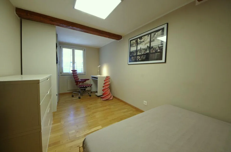 Rénové à l'intérieur et à l'extérieur – photo 9 sur 14