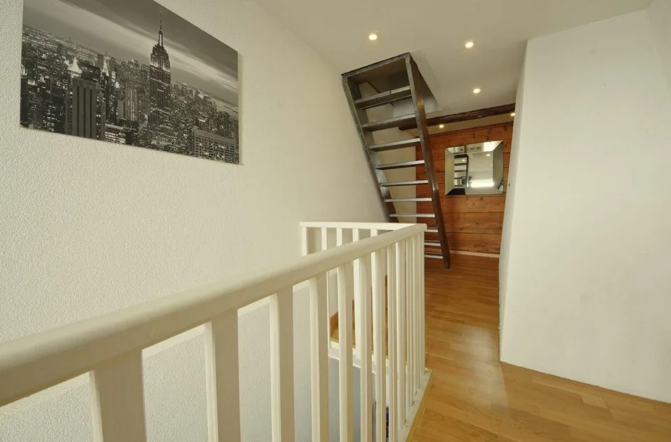 Rénové à l'intérieur et à l'extérieur – photo 8 sur 14