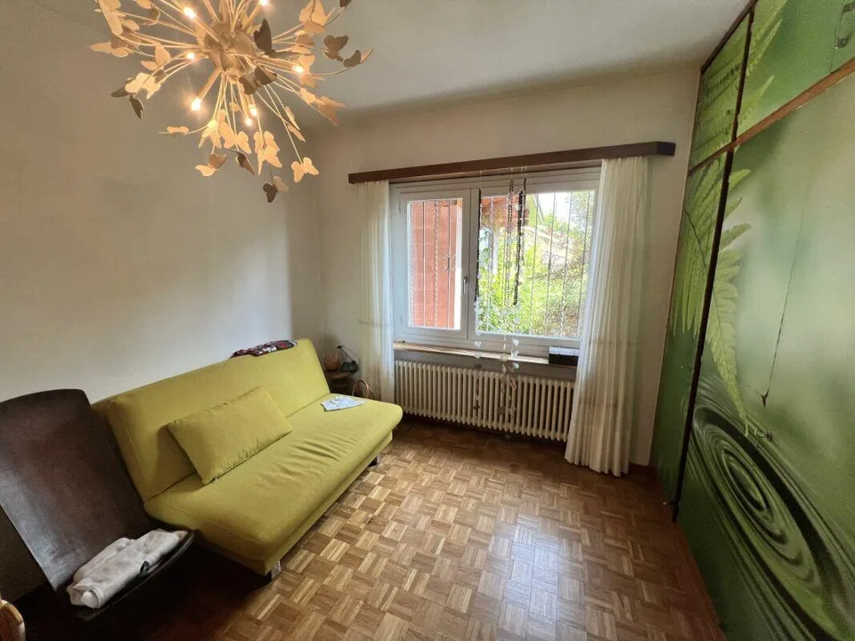Casa bifamiliare con ampio spazio verde – foto 9 di 21