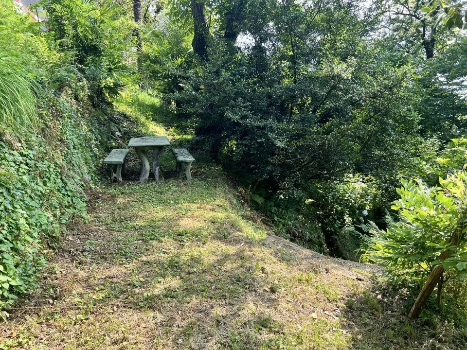 Casa bifamiliare con ampio spazio verde – foto 20 di 21