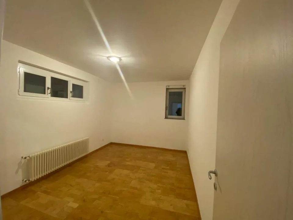 Casa bifamiliare con ampio spazio verde – foto 16 di 21