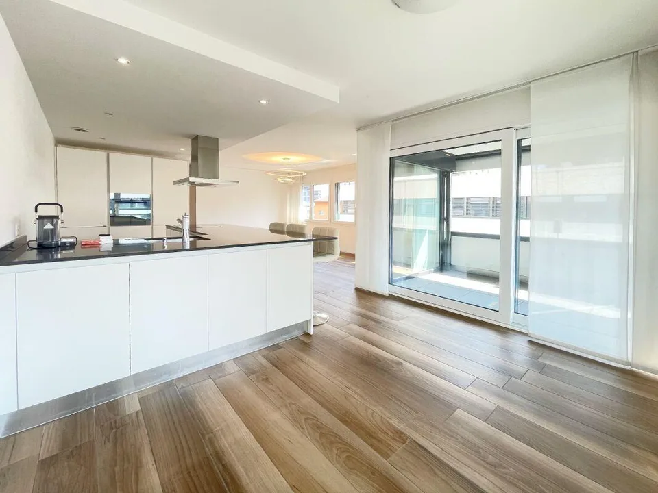 Appartement attractif de 3,5 pièces dans une résidence moderne au centre de Locarno