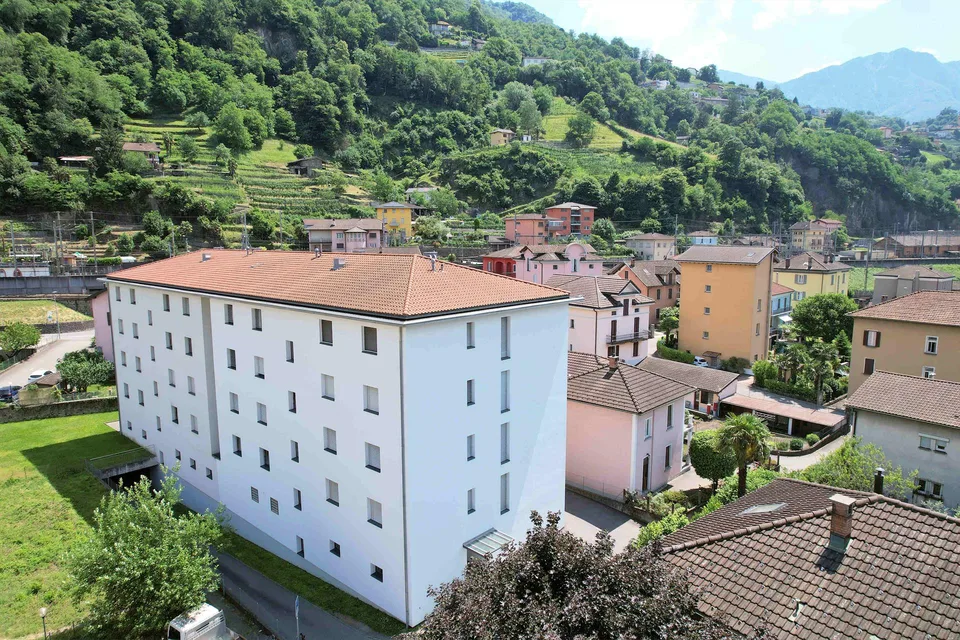 Appartamento con terrazza ben esposta in zona comoda e ben servita