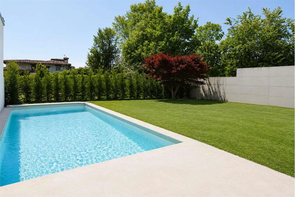 Villa with Garden and Pool