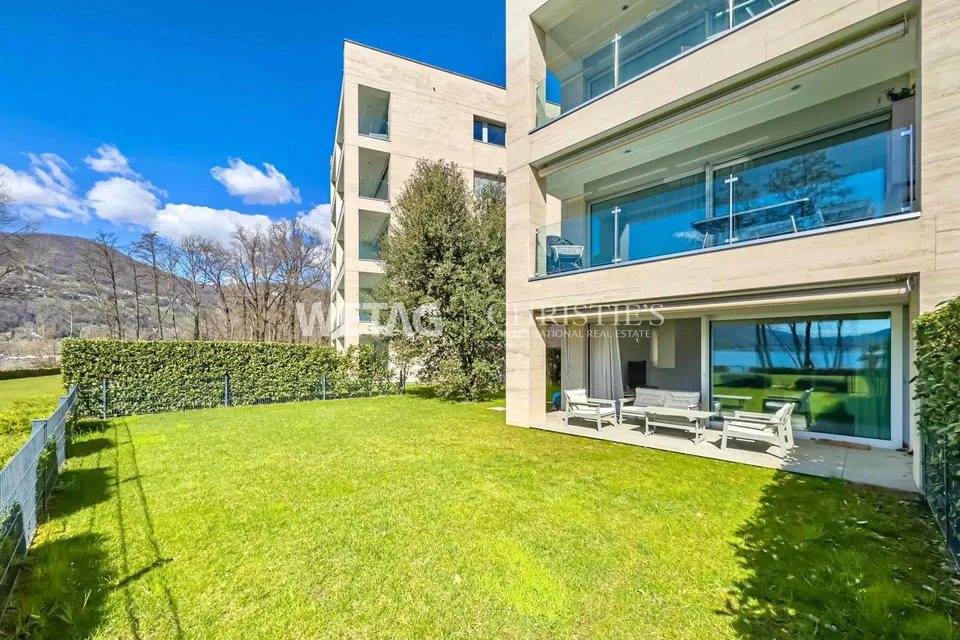 Lugano-Muzzano, zu verkaufen: moderne Wohnung direkt am Luganersee mit grossem privatem Garten – Foto 11 von 13