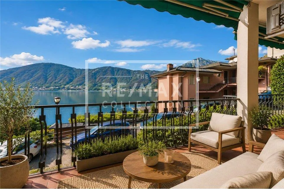 Appartamento raffinato con splendida vista sul Lago di Lugano