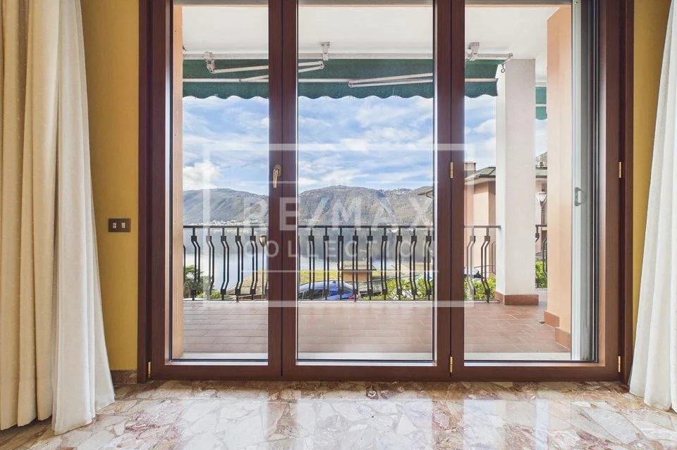 Appartamento raffinato con splendida vista sul Lago di Lugano