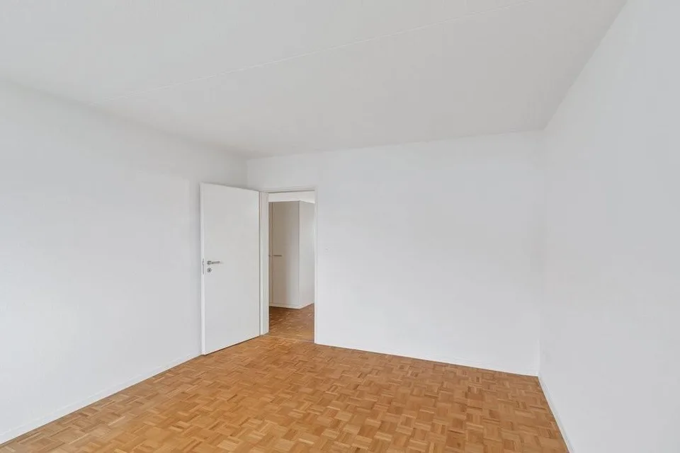Grosszügige Wohnung in kinderfreundlicher und grüner Wohnoase