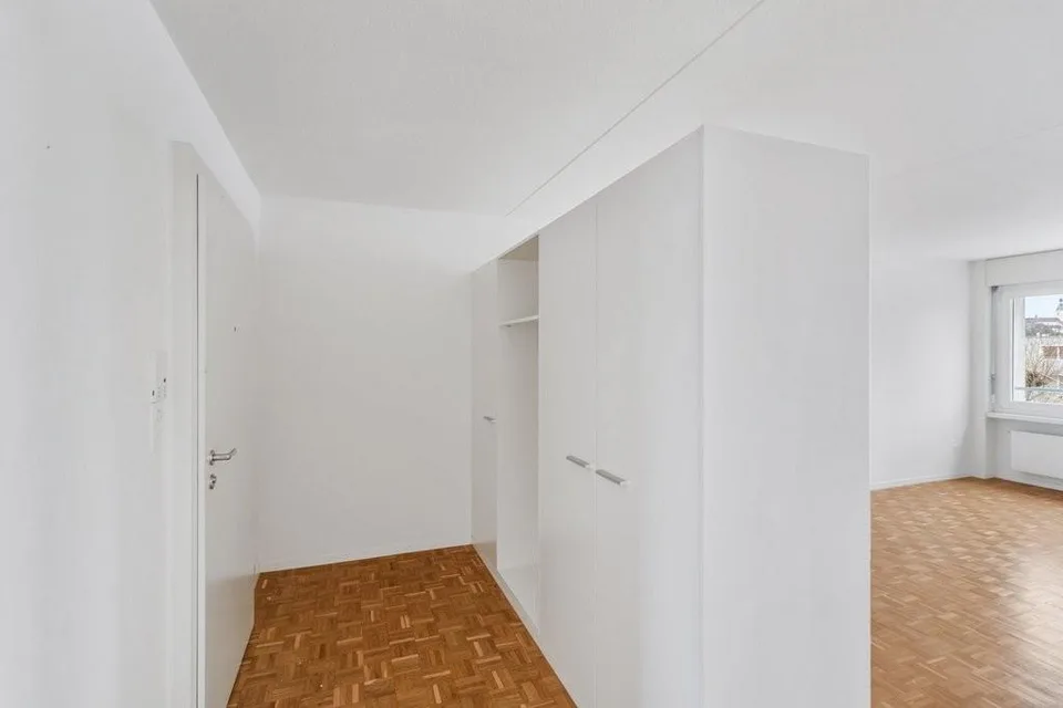 Grosszügige Wohnung in kinderfreundlicher und grüner Wohnoase