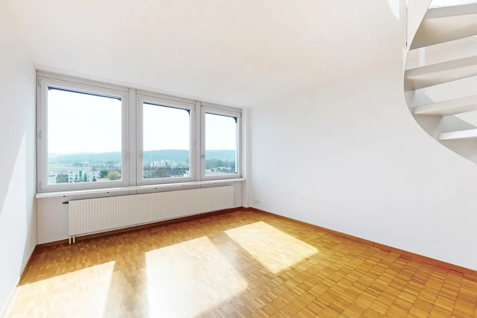 Ideal maisonette apartment for commuters or frequent travelers!