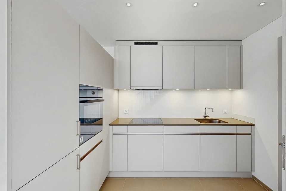 monderen Singlewohnung mit grosszügiger Dachterrasse!1 Monat Mietz... – foto 7 di 20