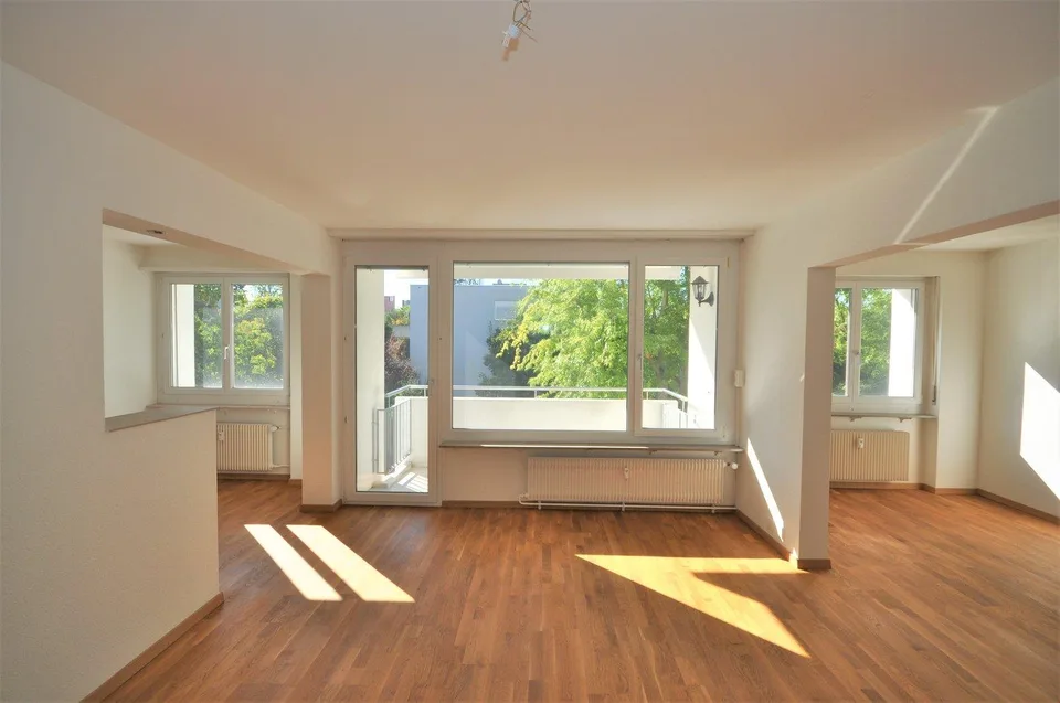 Appartamento moderno 2.5 locali con balcone – situato in zona tranquilla a Muttenz