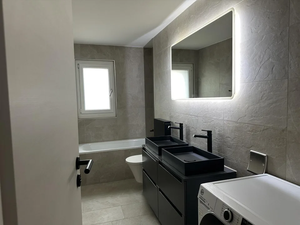 Moderne Neubauwohnung am Fusse der Rigi