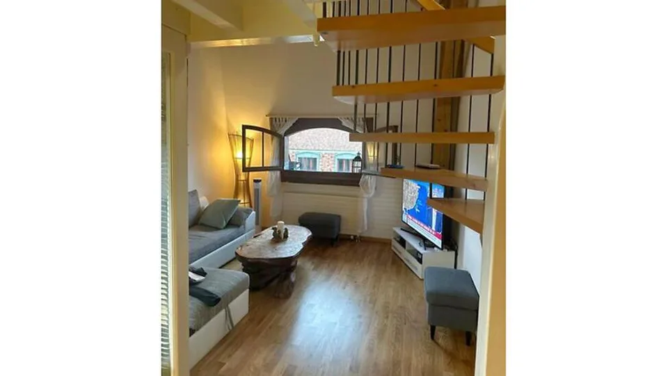 APPARTEMENT MANSARDÉ 2½ PIÈCES À GENÈVE - CENTRE, MEUBLÉ, DURÉE DÉT...