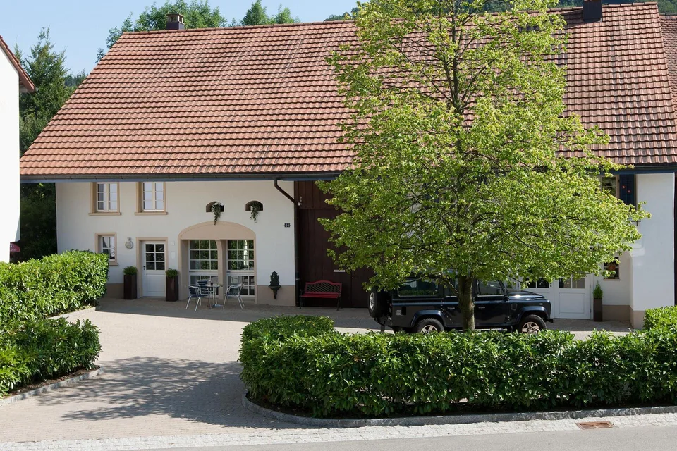 Modern renoviertes Juwel mit Garten