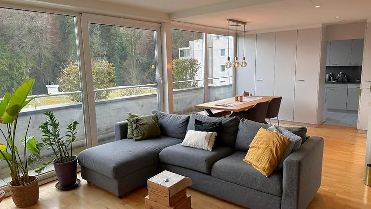 3½ ZIMMER-DACHWOHNUNG IN LUZERN, MÖBLIERT, TEMPORÄR