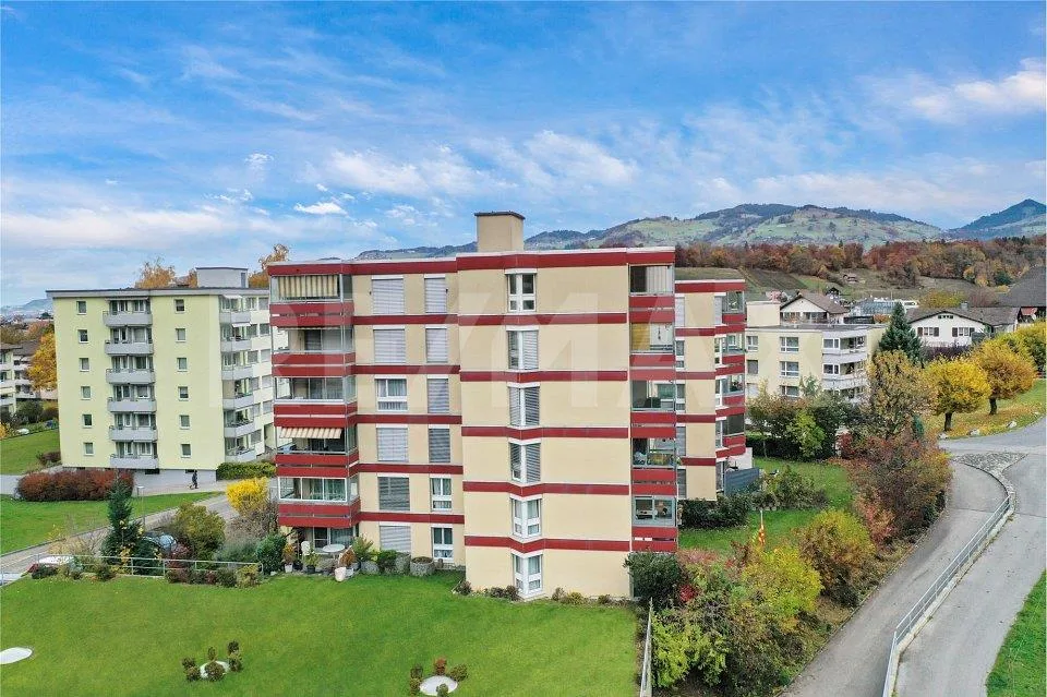 Ganz oben mit Komfort - 4½-Zimmer-Dachwohnung mit Lift – Foto 11 von 13