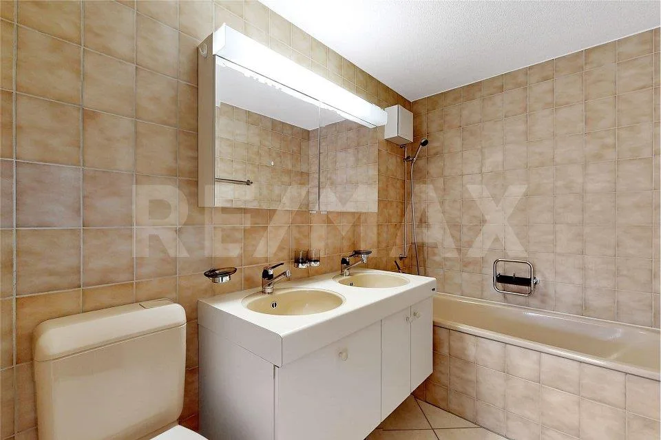 Ganz oben mit Komfort - 4½-Zimmer-Dachwohnung mit Lift – Foto 9 von 13