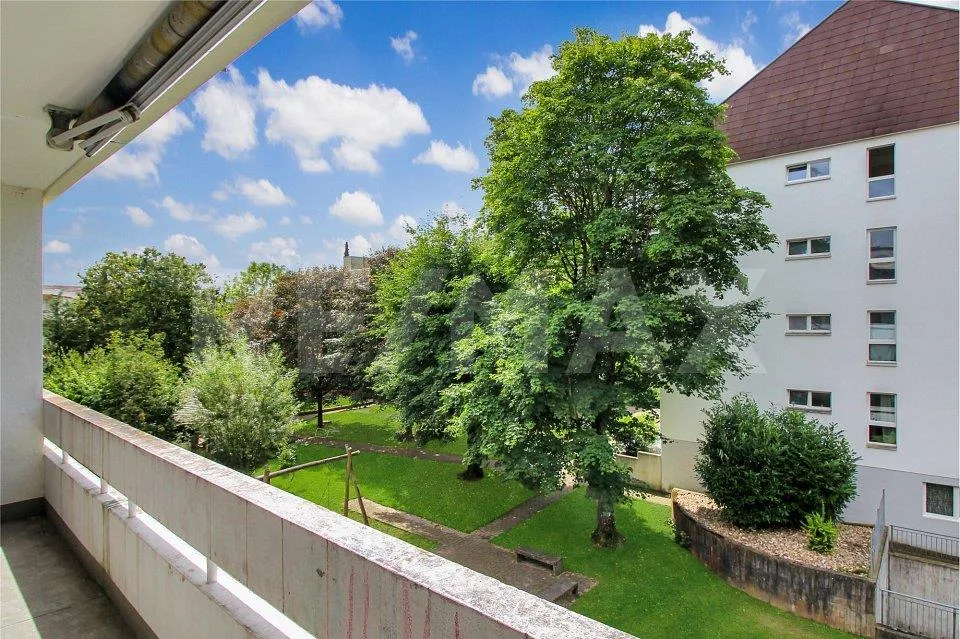 4½ Zimmer Eigentumswohnung mit Balkon an idyllischer Waldrandlage – Foto 10 von 11