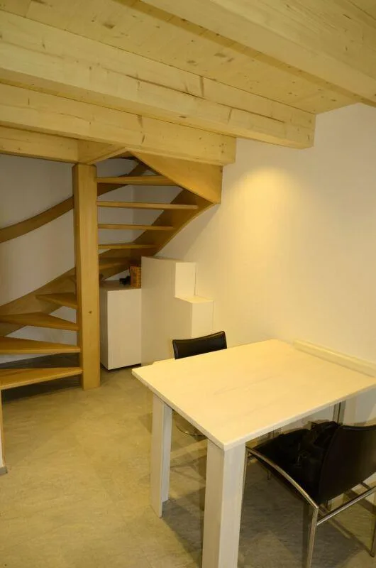 Bijou tout neuf dans le Wildi ensoleillé à Saas-Fee. Résidence principale = lieu de résidence et de résidence fiscale Saas-Fee. – photo 7 sur 13