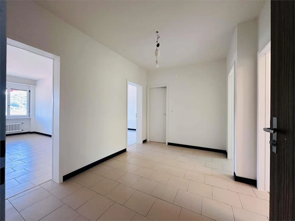 Geräumige 3.5-Zimmer-Wohnung in Stabio RENOVIERTE