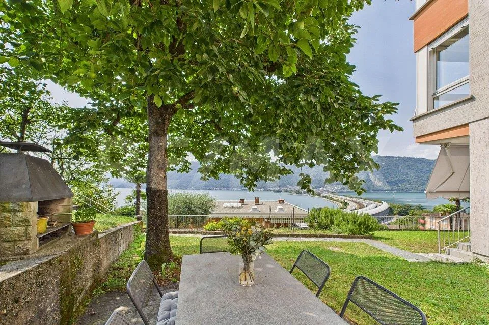 Ideale residenza / appartamento di vacanze - giardino, vista lago e... – Foto 8 von 10