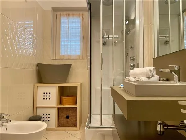 Lugano: Appartement meublé 2.5 pièces – photo 11 sur 12