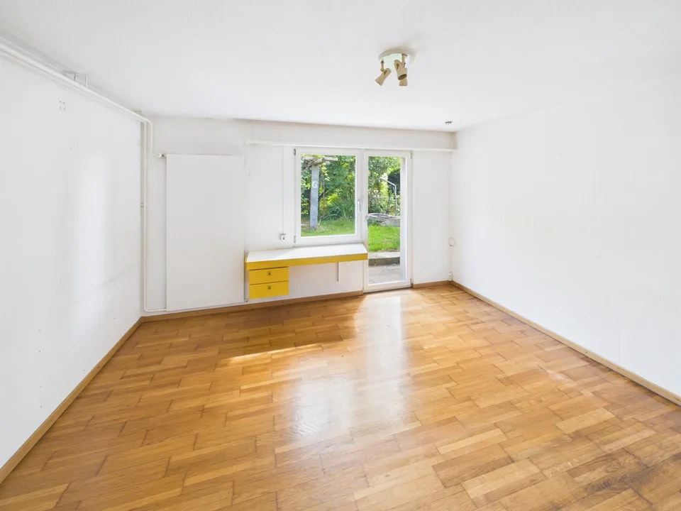 Freistehendes Einfamilienhaus mit attraktivem Entwicklungspotenzial – Foto 8 von 20