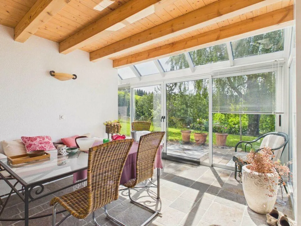 Maison de 2 familles avec grand jardin et prairie – photo 11 sur 13