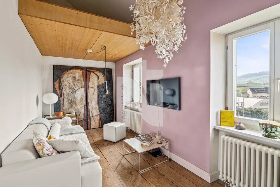 Casa elegante con annesso, studio, giardino e posto auto coperto – foto 9 di 13