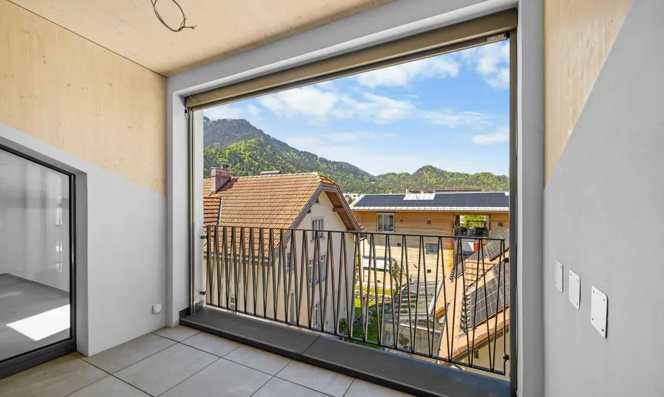 Moderne 5.5-Zimmer-Dachwohnung mit Bergsicht in Bonaduz