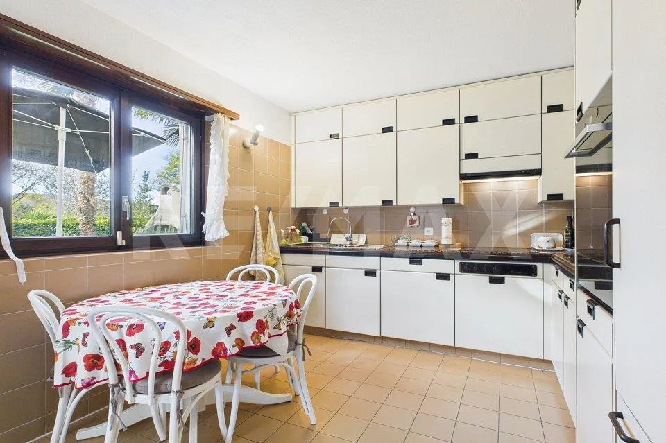Grande casa di 7.5 locali a Coldrerio – ampliabile in zona R3