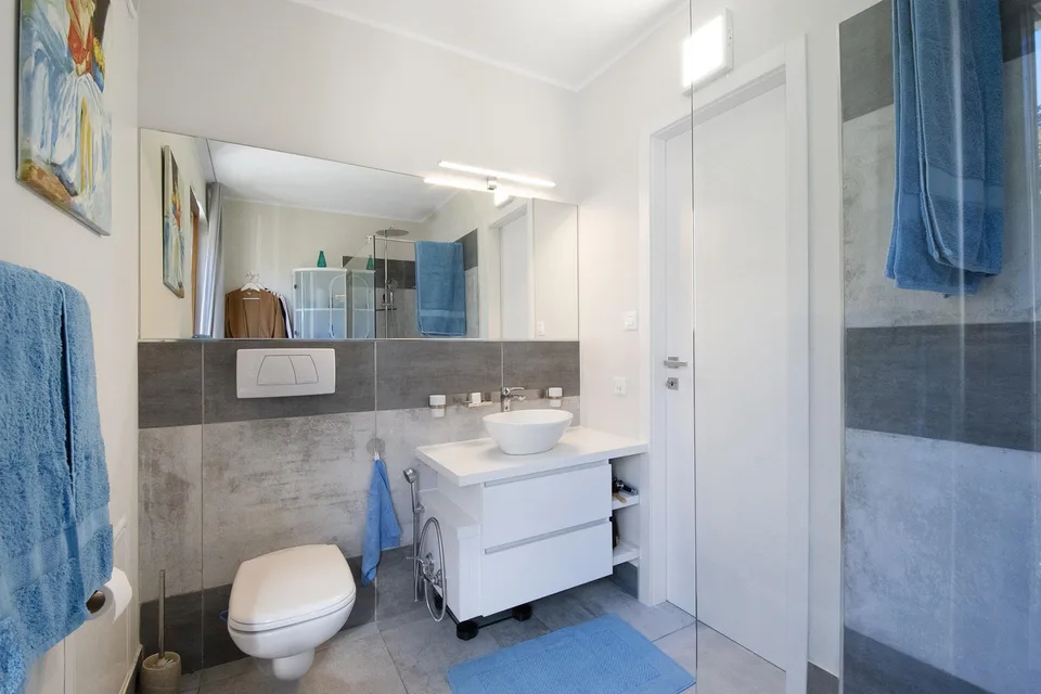 Appartamento luminoso e confortevole con piscina in posizione tranquil – foto 7 di 11