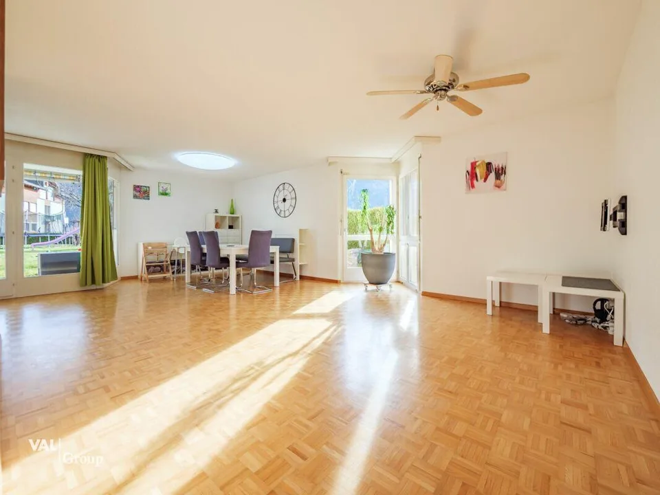 Gepflegte Gartenwohnung im Weinparadies Salgesch