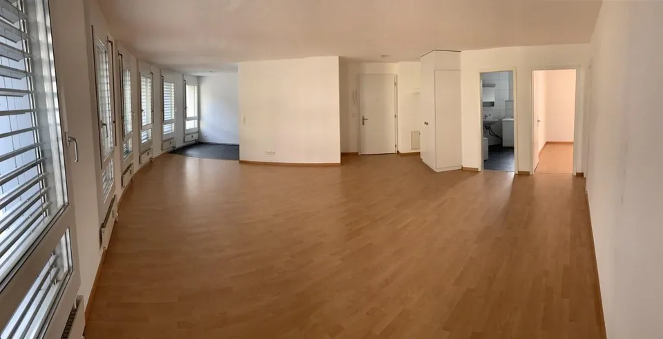 Appartamento accogliente di 3 locali con balcone a Grenchen