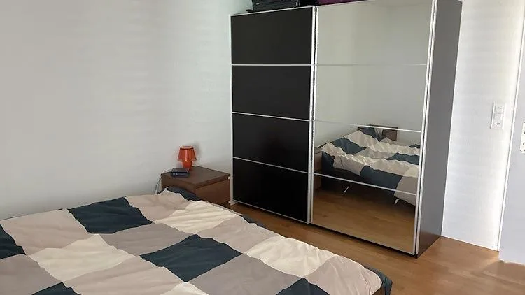 3½ ZIMMER-DACHWOHNUNG IN KERZERS (FR), MÖBLIERT, TEMPORÄR