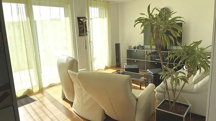 3½ ZIMMER-DACHWOHNUNG IN KERZERS (FR), MÖBLIERT, TEMPORÄR