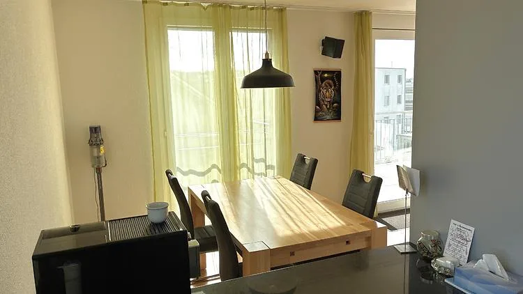 3½ ZIMMER-DACHWOHNUNG IN KERZERS (FR), MÖBLIERT, TEMPORÄR